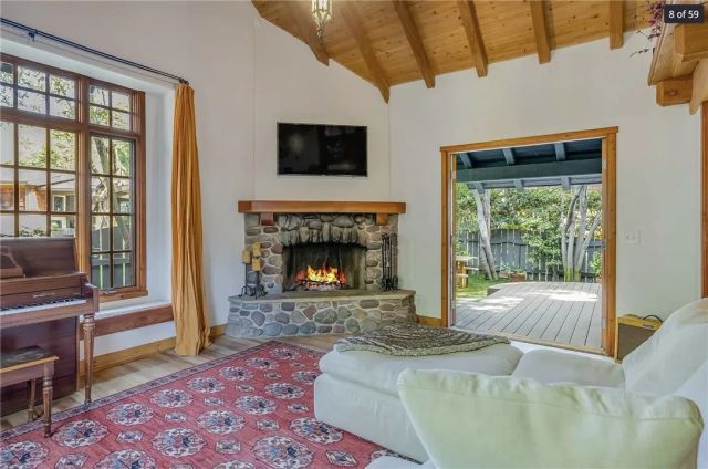1225 Roosevelt Ln, Laguna Beach, CA 92651
