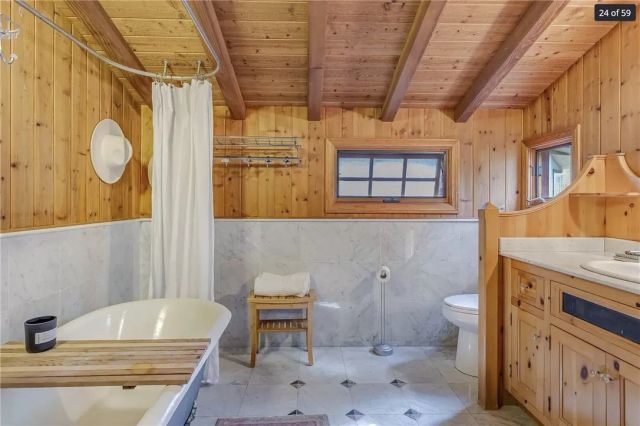 1225 Roosevelt Ln, Laguna Beach, CA 92651