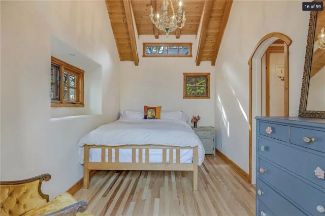 1225 Roosevelt Ln, Laguna Beach, CA 92651