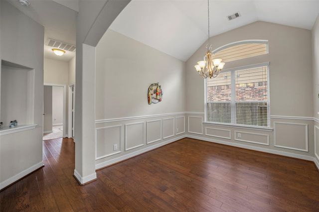 2054 Brookmont Drive, Conroe, TX 77301