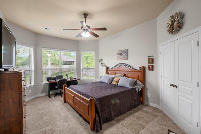 2054 Brookmont Drive, Conroe, TX 77301