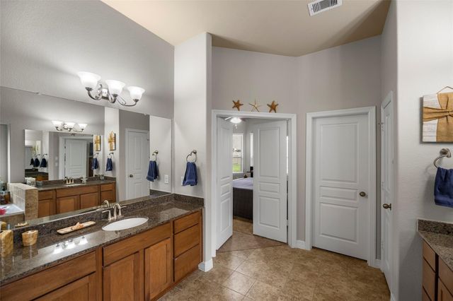 2054 Brookmont Drive, Conroe, TX 77301