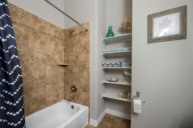 2054 Brookmont Drive, Conroe, TX 77301