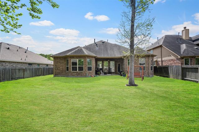 2054 Brookmont Drive, Conroe, TX 77301