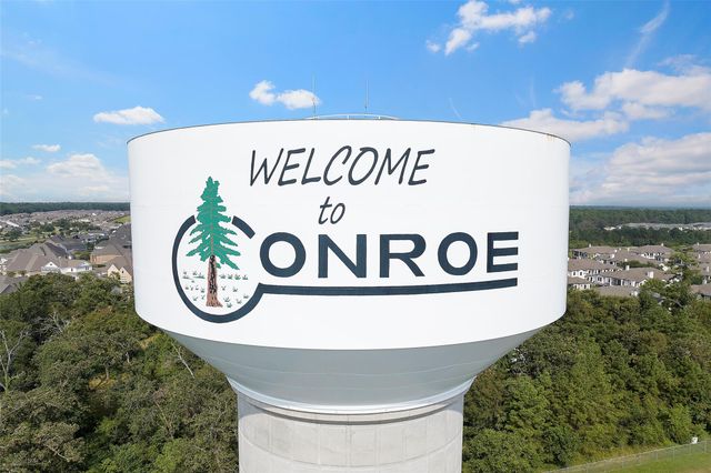 2054 Brookmont Drive, Conroe, TX 77301