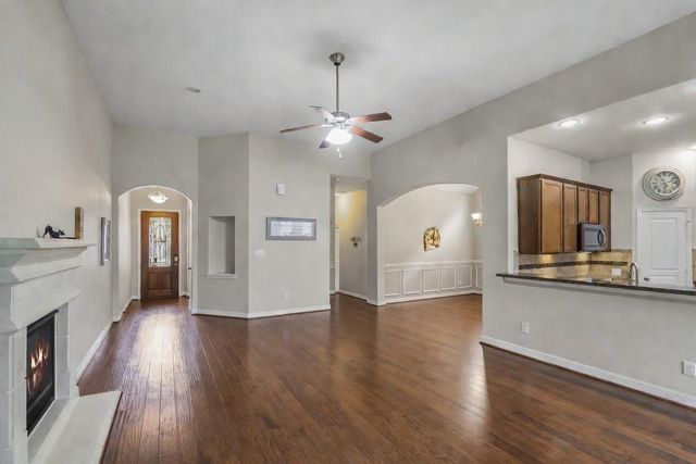 2054 Brookmont Drive, Conroe, TX 77301