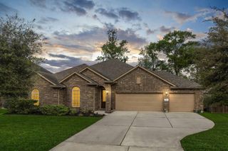 2054 Brookmont Drive, Conroe, TX 77301