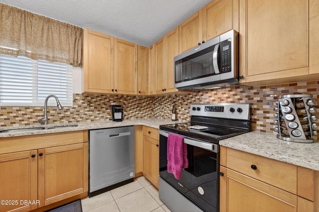 2711 N Halifax Ave Apt 697, Daytona Beach, FL 32118