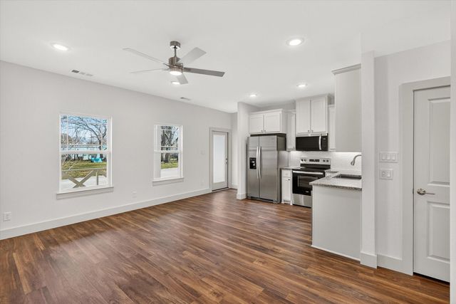 502 E Kimball Street 2, Mansfield, TX 76063