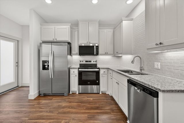 502 E Kimball Street 2, Mansfield, TX 76063