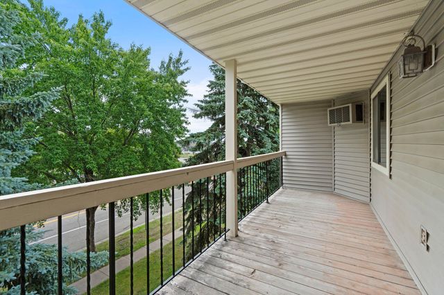 14855 Endicott Way 304, Apple Valley, MN 55124