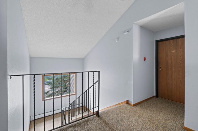 14855 Endicott Way 304, Apple Valley, MN 55124