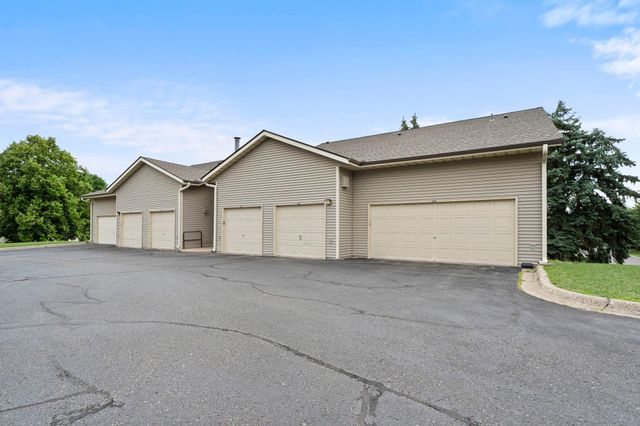 14855 Endicott Way 304, Apple Valley, MN 55124