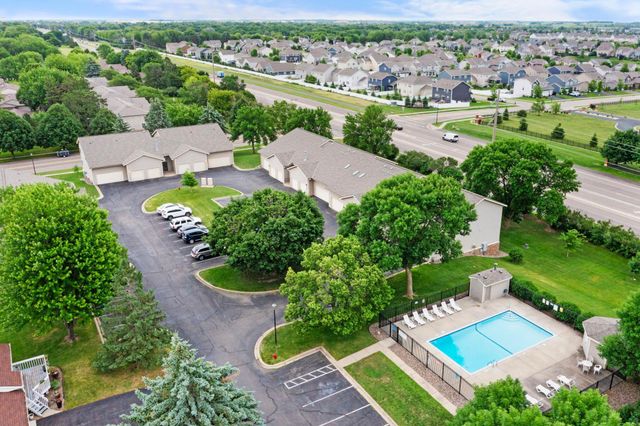 14855 Endicott Way 304, Apple Valley, MN 55124