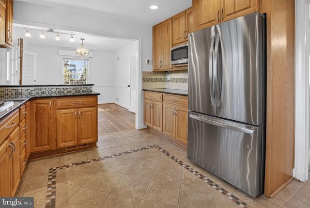 5405 RIDGEFIELD RD, Bethesda, MD 20816