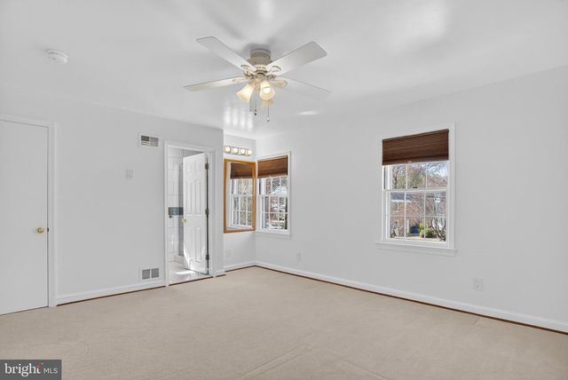 5405 RIDGEFIELD RD, Bethesda, MD 20816