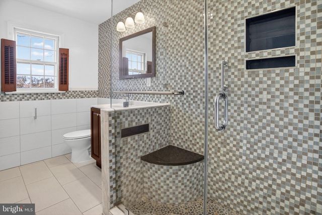 5405 RIDGEFIELD RD, Bethesda, MD 20816