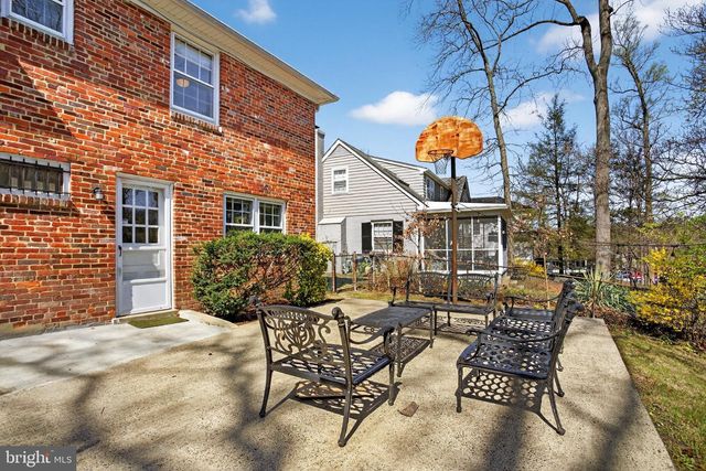 5405 RIDGEFIELD RD, Bethesda, MD 20816