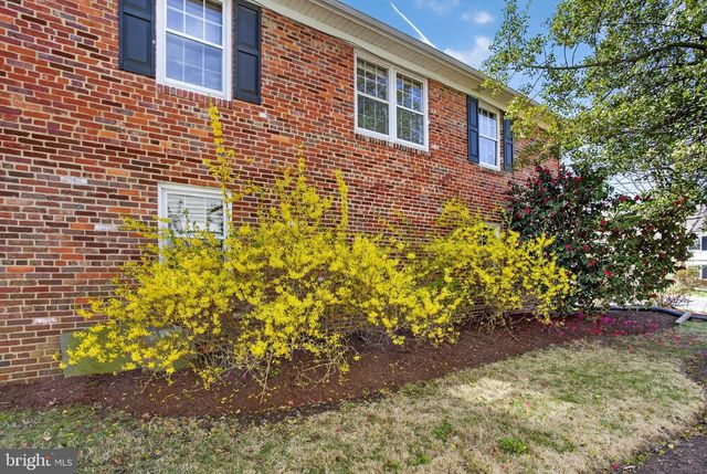 5405 RIDGEFIELD RD, Bethesda, MD 20816