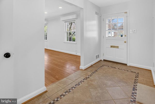 5405 RIDGEFIELD RD, Bethesda, MD 20816