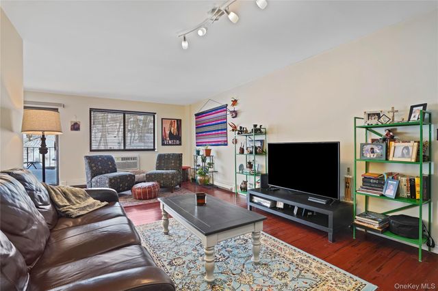 616 Kemeys Cove 616, Briarcliff Manor, NY 10510