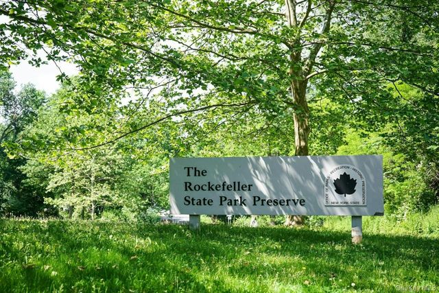 616 Kemeys Cove 616, Briarcliff Manor, NY 10510