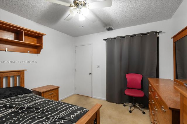 4201 SW 78th Dr, Davie, FL 33328