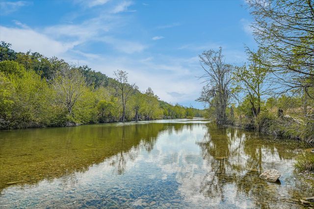 1935 Wayside DR, Wimberley, TX 78676