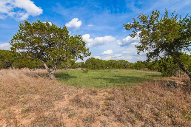1935 Wayside DR, Wimberley, TX 78676