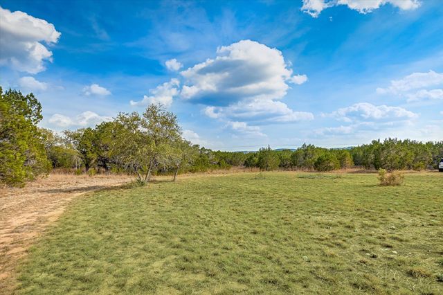 1935 Wayside DR, Wimberley, TX 78676