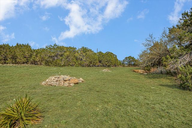 1935 Wayside DR, Wimberley, TX 78676
