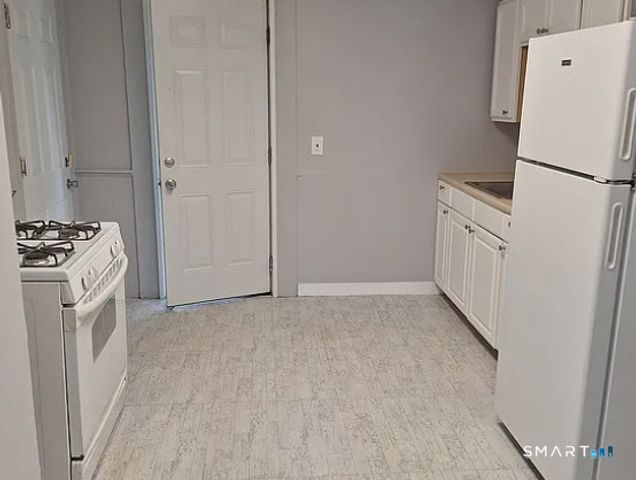 281-3 Hanover Street, Meriden, CT 06451