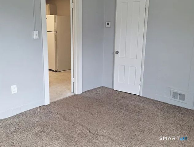 281-3 Hanover Street, Meriden, CT 06451