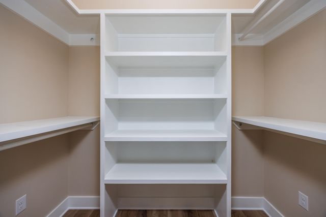 14 Shebbi Lane, Freeport, FL 32439