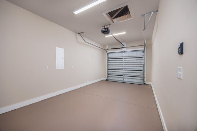 14 Shebbi Lane, Freeport, FL 32439