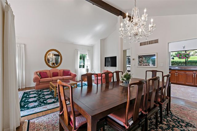 68 Burns Place, Briarcliff Manor, NY 10510