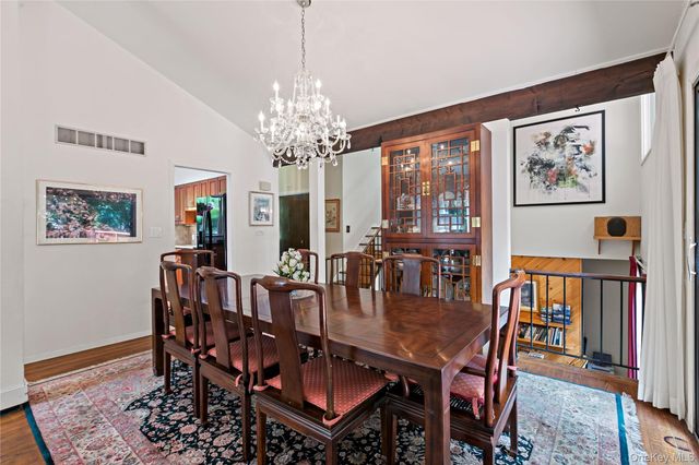 68 Burns Place, Briarcliff Manor, NY 10510