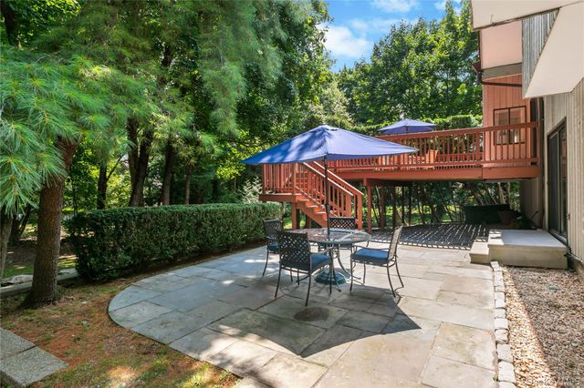 68 Burns Place, Briarcliff Manor, NY 10510