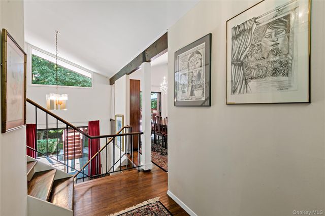 68 Burns Place, Briarcliff Manor, NY 10510