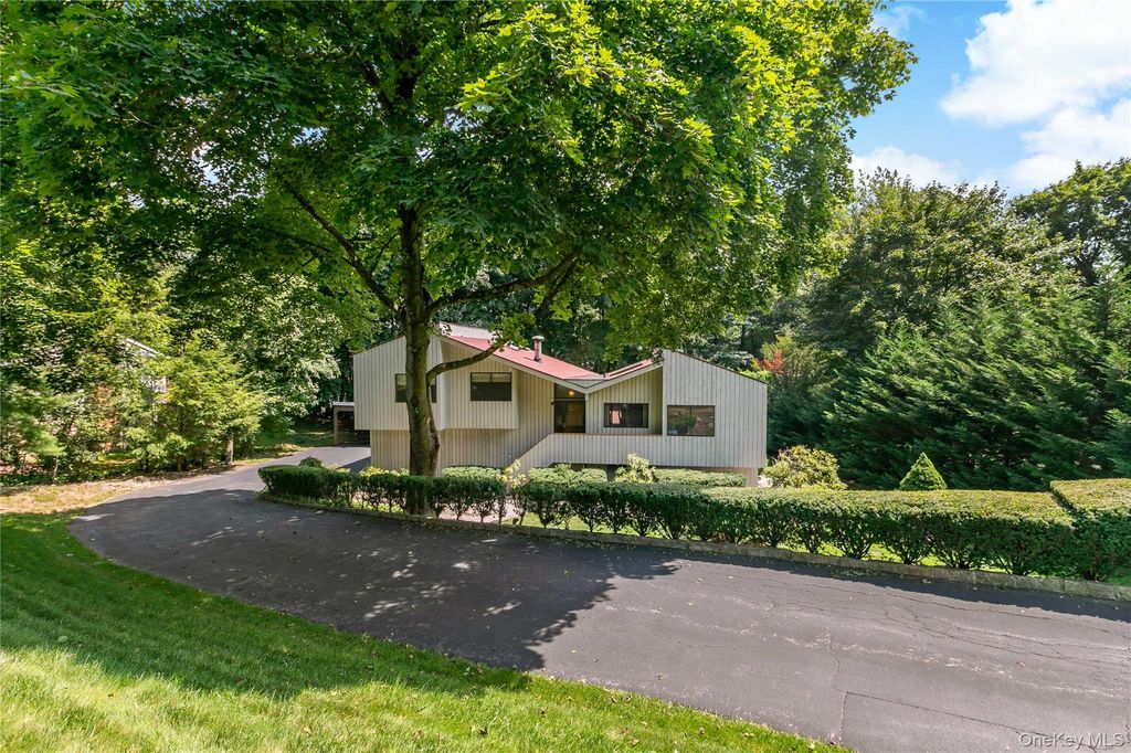 68 Burns Place, Briarcliff Manor, NY 10510 — exterior