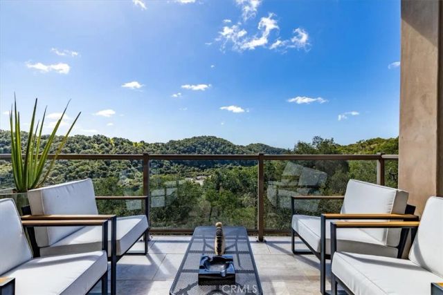 2865 Rock Wren Lane, Avila Beach, CA 93424