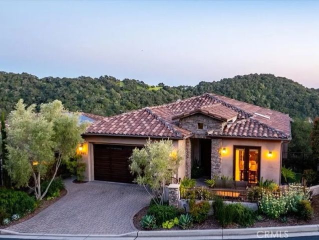 2865 Rock Wren Lane, Avila Beach, CA 93424