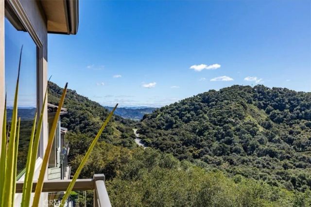 2865 Rock Wren Lane, Avila Beach, CA 93424