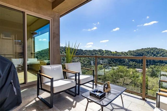 2865 Rock Wren Lane, Avila Beach, CA 93424