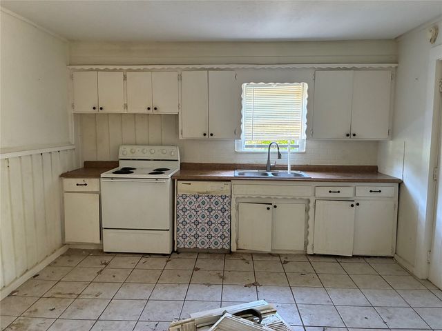 2928 Hiawatha Trail, Lake Worth, TX 76135