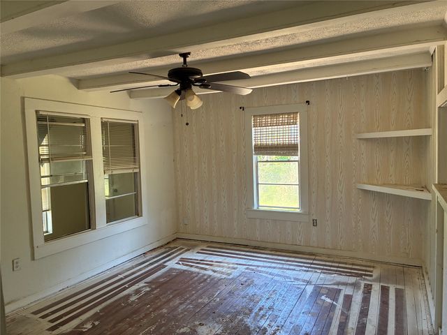 2928 Hiawatha Trail, Lake Worth, TX 76135