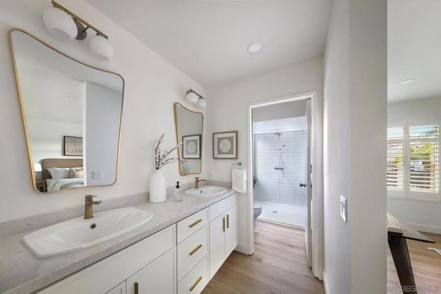 1028 Daisy Ave, Carlsbad, CA 92011