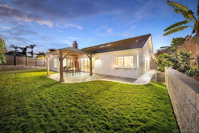 1028 Daisy Ave, Carlsbad, CA 92011