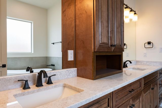 3405 Deledda Road NE, Rio Rancho, NM 87144