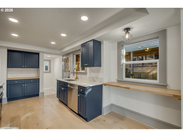 5014 Se 37TH Ave, Portland, OR 97202